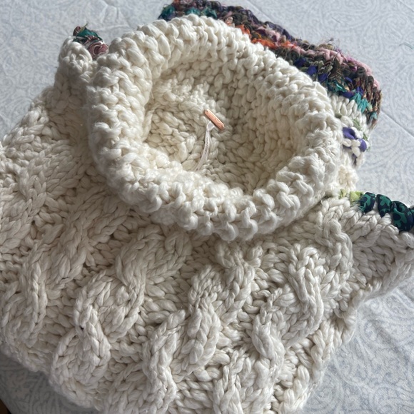 NWOT Free People Poncho Sweater - Picture 3 of 6